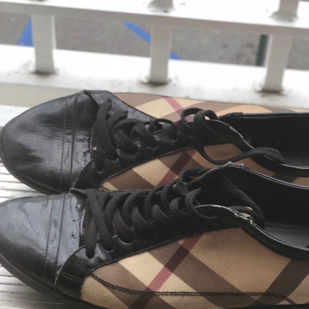 Burberry sneakers